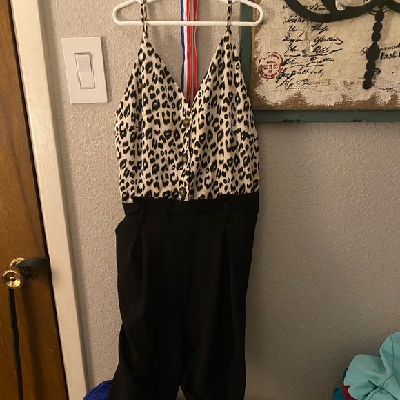 Leopard jumpsuit - Picture 1 of 1